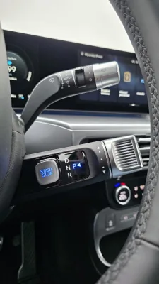 test-hyundai-ioniq-9-performance-elektromobil-2026-23