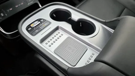 test-hyundai-ioniq-9-performance-elektromobil-2026-25