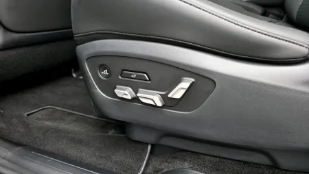 test-hyundai-ioniq-9-performance-elektromobil-2026-29