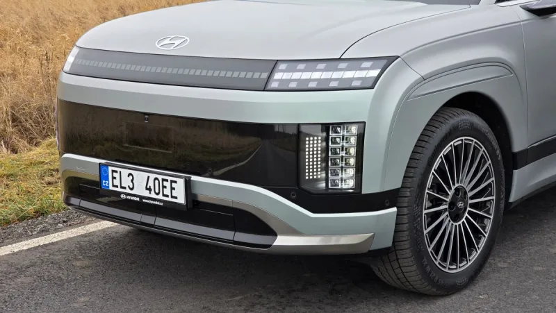 test-hyundai-ioniq-9-performance-elektromobil-2026-10