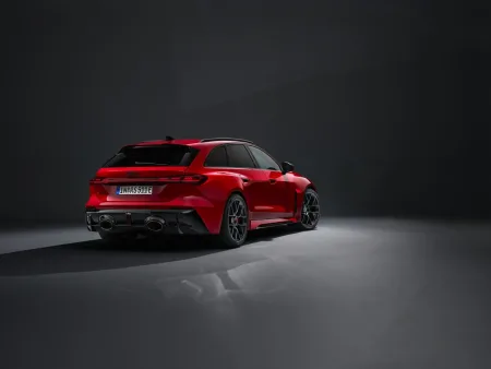 2026-audi_rs5_avant-3