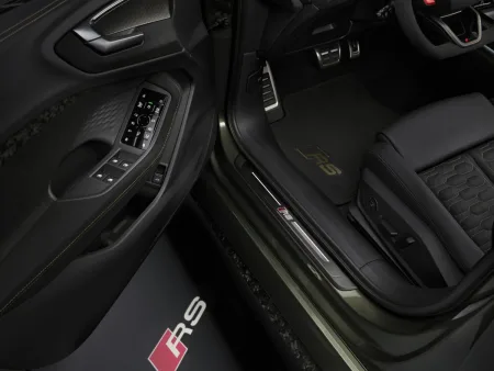 2026-audi_rs5_limuzina-12