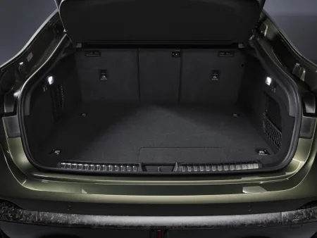 2026-audi_rs5_limuzina-16