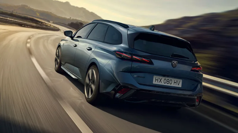 2026-peugeot-308_sw-02