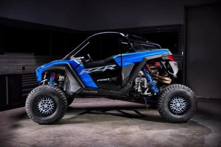 2026-polaris-rzr-pro-r-ultra-edition-limitovana-edice-3