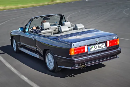 bmw-m3-e30-cabrio-2