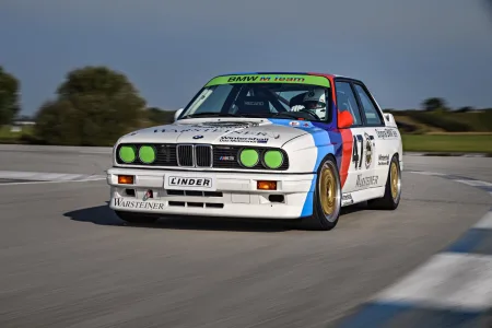 bmw-m3-e30-zavodni-auto-7