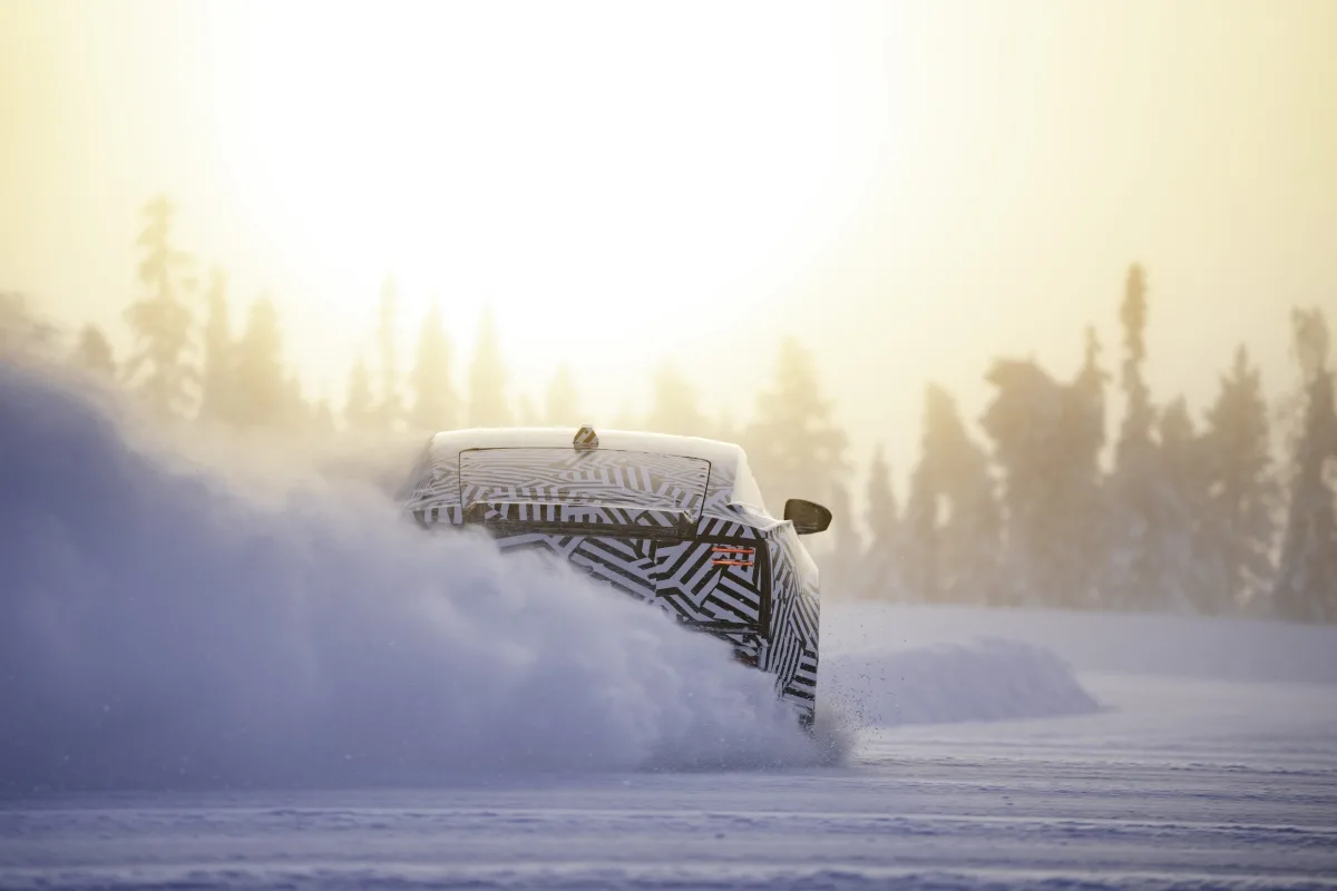 jaguar_gt_prototyp-zimni_testovani-2