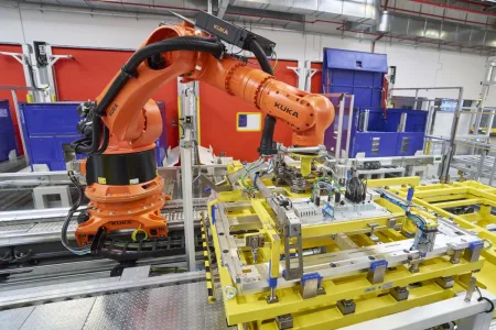 skoda_mlada_boleslav-nova_tovarna-m8-vyroba_baterii-4