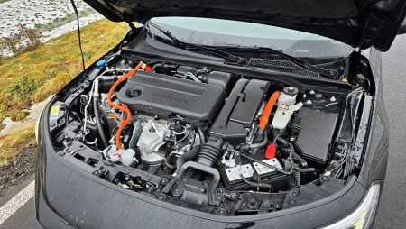 test-honda-civic-ehev-2-0-i-mmd-hybrid-2026-28