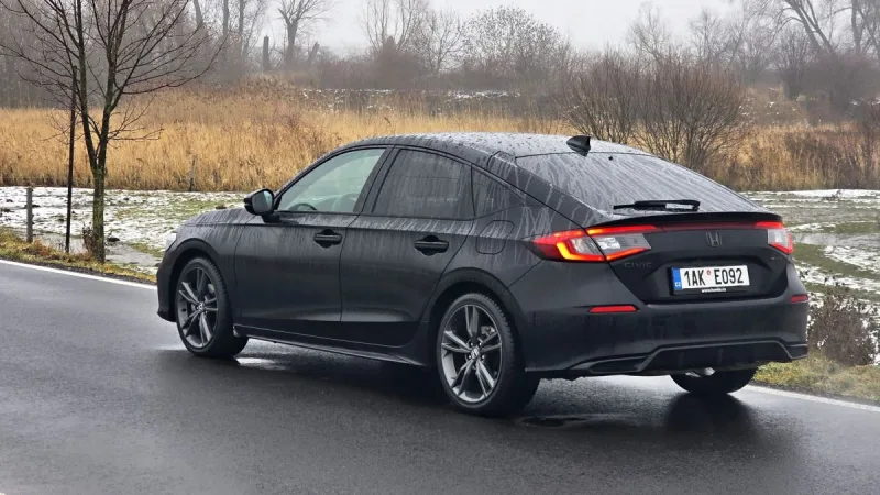 test-honda-civic-ehev-2-0-i-mmd-hybrid-2026-5