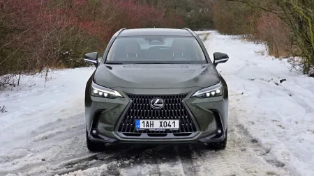 test-lexus-nx-350h-4x4-e-four-hybrid-2026-2
