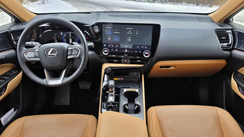 test-lexus-nx-350h-4x4-e-four-hybrid-2026-18