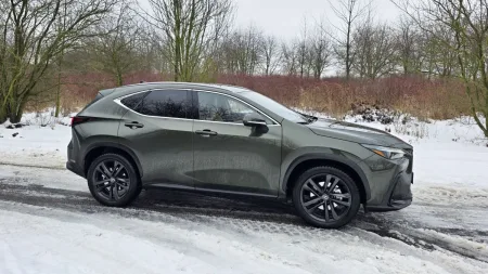 test-lexus-nx-350h-4x4-e-four-hybrid-2026-4