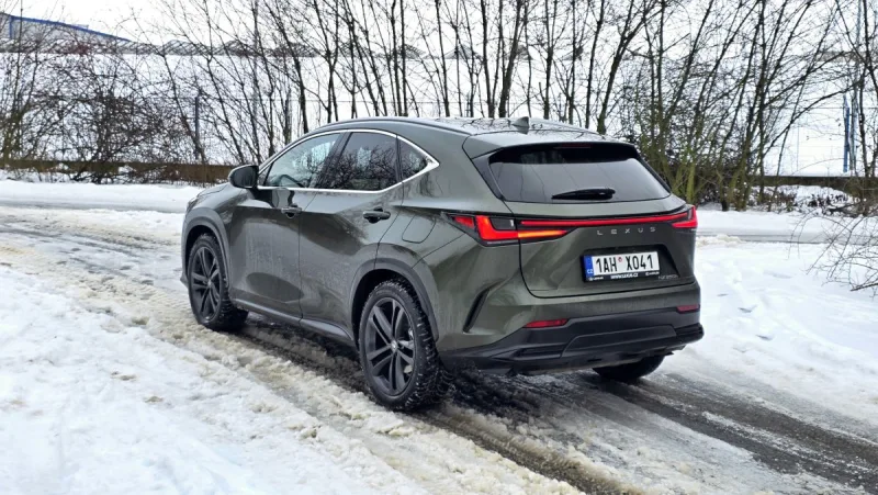 test-lexus-nx-350h-4x4-e-four-hybrid-2026-7