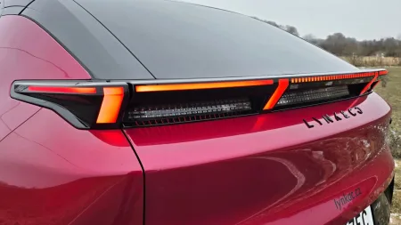 test-lynk-co-02-elektromobil-2026-16