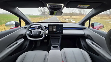 test-lynk-co-02-elektromobil-2026-20