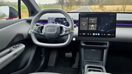 test-lynk-co-02-elektromobil-2026-21