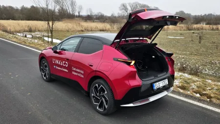 test-lynk-co-02-elektromobil-2026-31