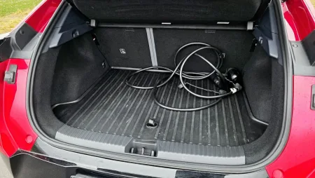 test-lynk-co-02-elektromobil-2026-32