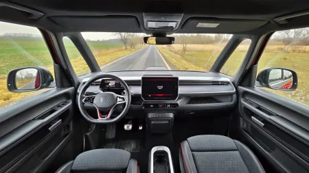 test-volkswagen-id-buzz-gtx-long-elektromobil-2026-16