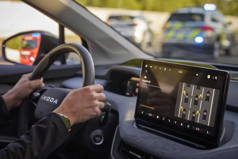 skoda-infotainment-upozorneni-na-izs