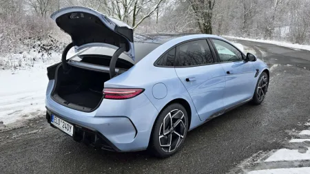 test-byd-seal-design-rwd-elektromobil-2026-29