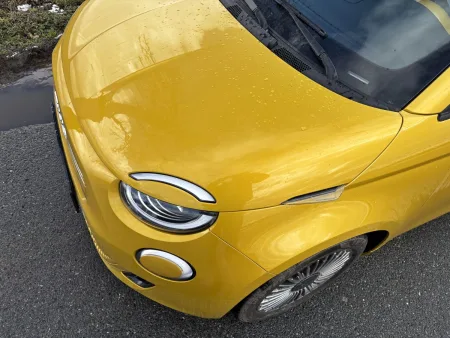 test-2026-fiat-500-hybrid-10