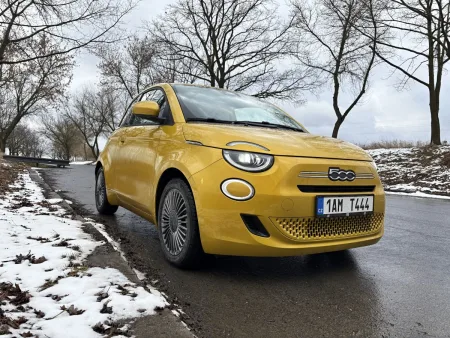 test-2026-fiat-500-hybrid-2