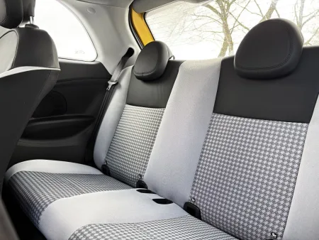 test-2026-fiat-500-hybrid-30