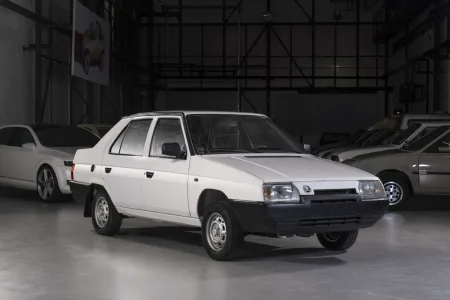 1986-skoda-782-favorit-sedan-1