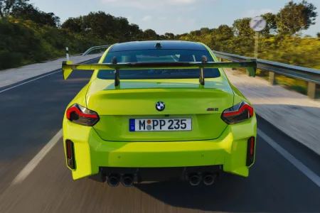 2026-bmw-m2-track-pack-bmw-m-peformance-silnice-2