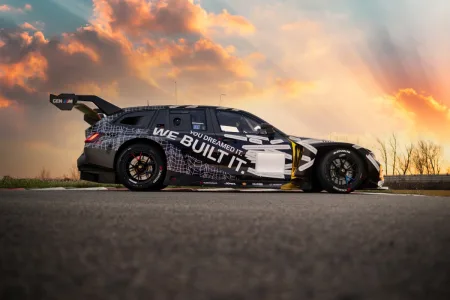 2026-bmw-m3-touring-24h-zavodni-kombik-12