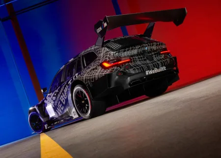 2026-bmw-m3-touring-24h-zavodni-kombik-6
