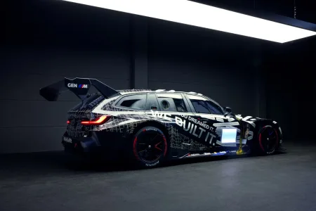 2026-bmw-m3-touring-24h-zavodni-kombik-8