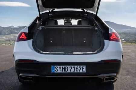 2026-mercedes-benz-gle-kupe-facelift-13