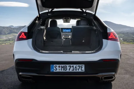 2026-mercedes-benz-gle-kupe-facelift-14