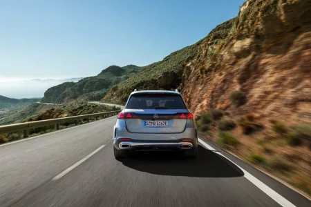 2026-mercedes-benz-gle-facelift-12