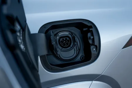 2026-mercedes-benz-gle-facelift-17