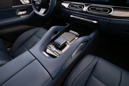 2026-mercedes-benz-gle-facelift-24