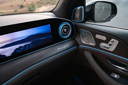 2026-mercedes-benz-gls-facelift-17