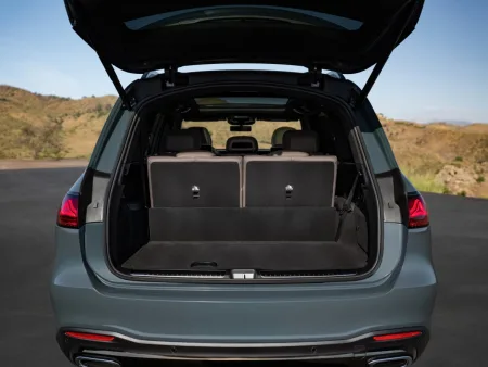 2026-mercedes-benz-gls-facelift-21