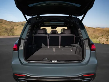 2026-mercedes-benz-gls-facelift-22