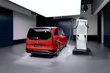 2026-mercedes-benz_vle-11