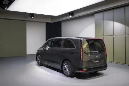 2026-mercedes-benz_vle-3