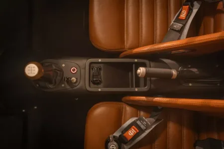 2026-sp40-restomod-iconic-auto-sports-9