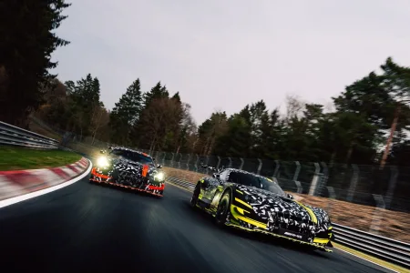 2026-teaser-mercedes-amg-gt3-a-mercedes-amg-gt-black-series-1