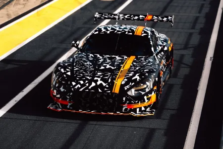 2026-teaser-mercedes-amg-gt3-a-mercedes-amg-gt-black-series-5