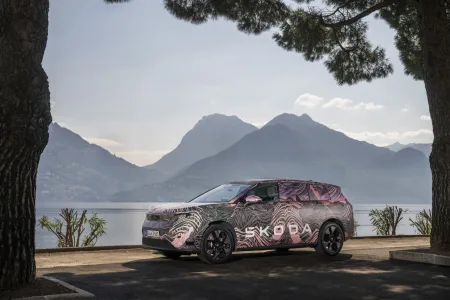 2026-teaser-skoda-peaq-elektromobil-3