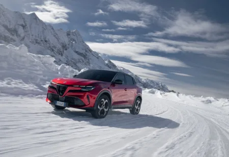 alfa-romeo-junior-ibrida-q4-predek